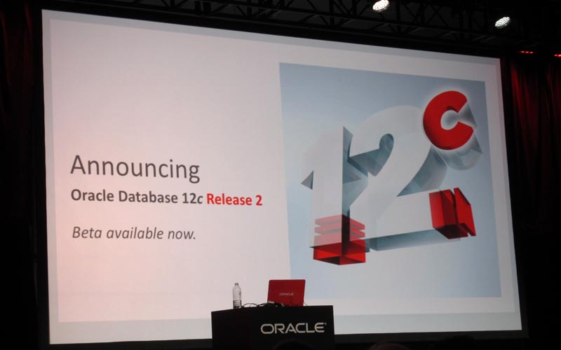 Oracle Database 12c Release 2̃x[^ł[X
