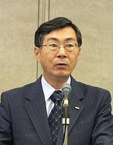 ay_kddi.jpg