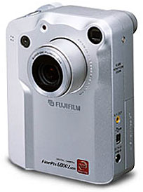 News： 富士写，ポルシェデザインのデジタルカメラを発表
