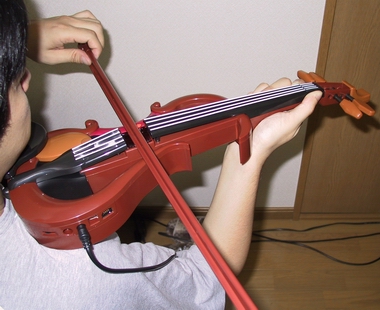 News 電子バイオリン Evio で演奏してみました