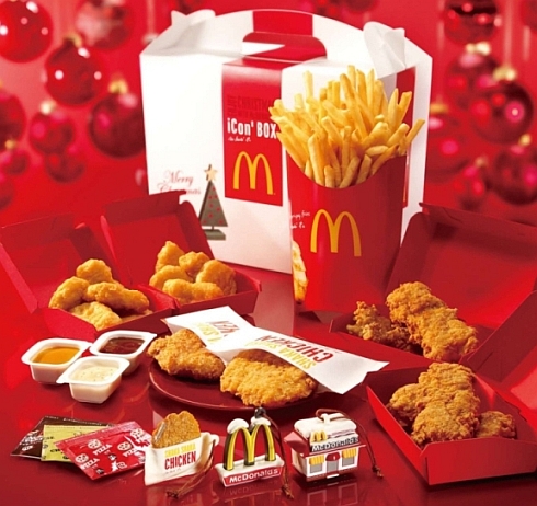 チキンとご一緒にMEGAサイズのポテトはいかが? マクドナルド