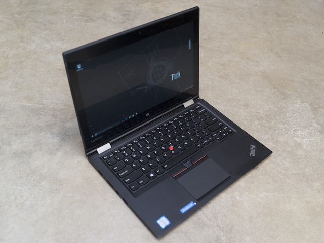 ThinkPad Yoga 260͒PȂrWlX^yʃm[gPCł͂ȂsNbNĊgt