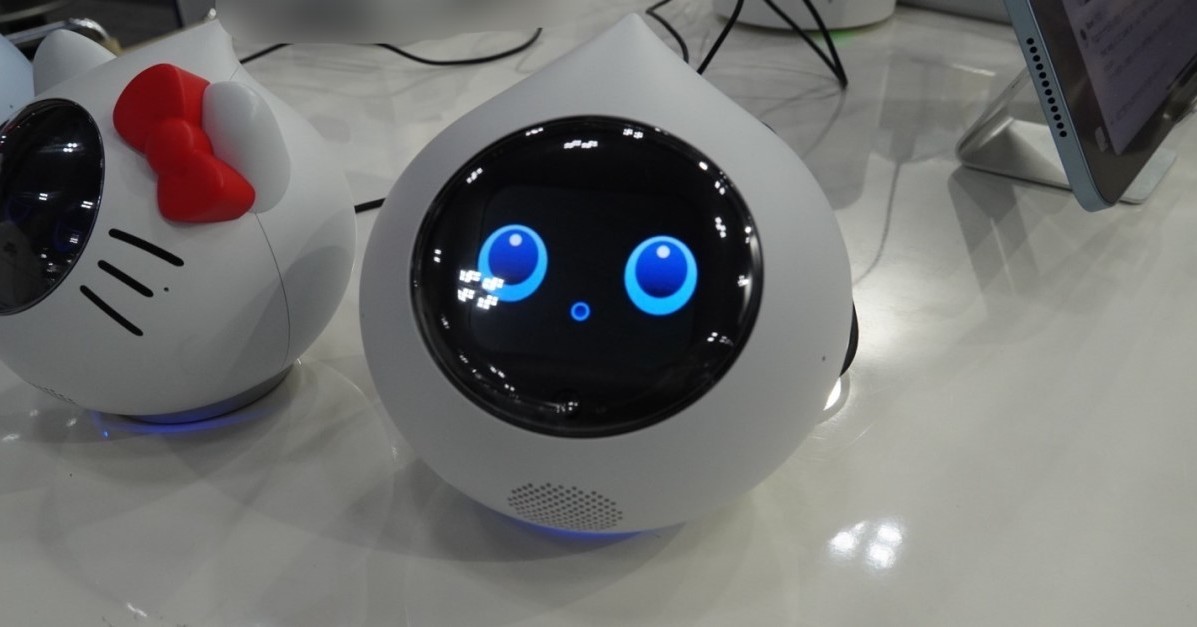 MIXIの新AIロボは「人間らしい会話」を実現 “会話のキャッチボール”が