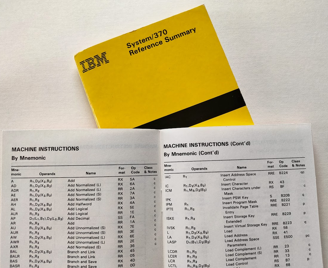 IBM System/370̃j[jbNꗗ\iMҏLj