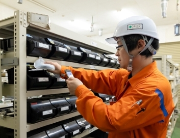 �A�N�Z�X����l�q