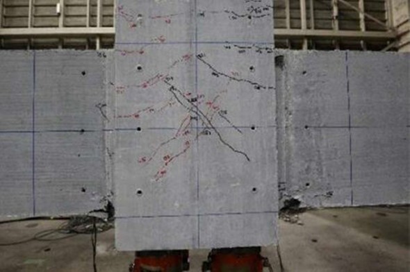 構造性能実験による柱梁接合部の最終破壊状況：サスティンクリートを用いた試験体
