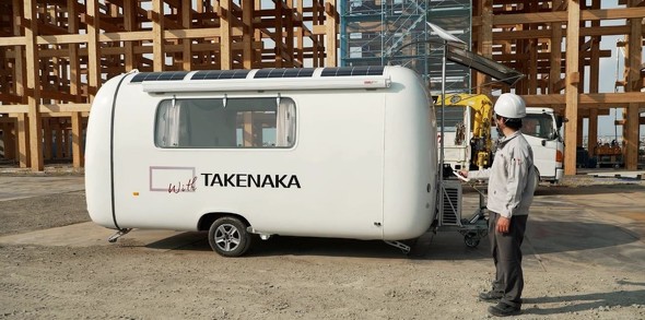 大阪・関西万博の工事現場での牽引式オフグリッド型モバイルハウス