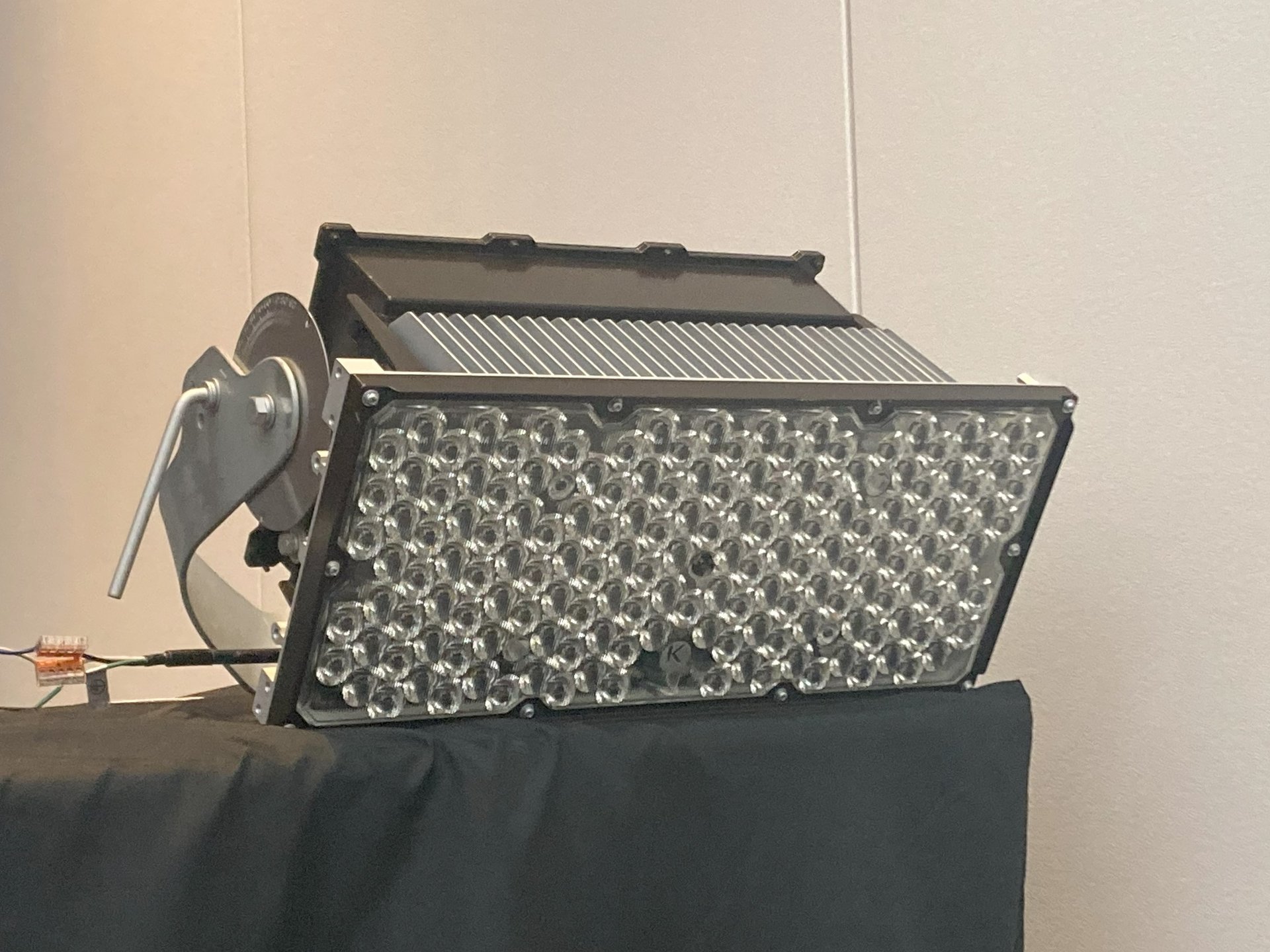 Panasonic YA54115耐塩害丸型HID投光器LED新品改造型中古 【公式通販】