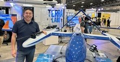 災害時に必要なのは“情報収集力” 1000km飛行のVTOLドローンを開発した