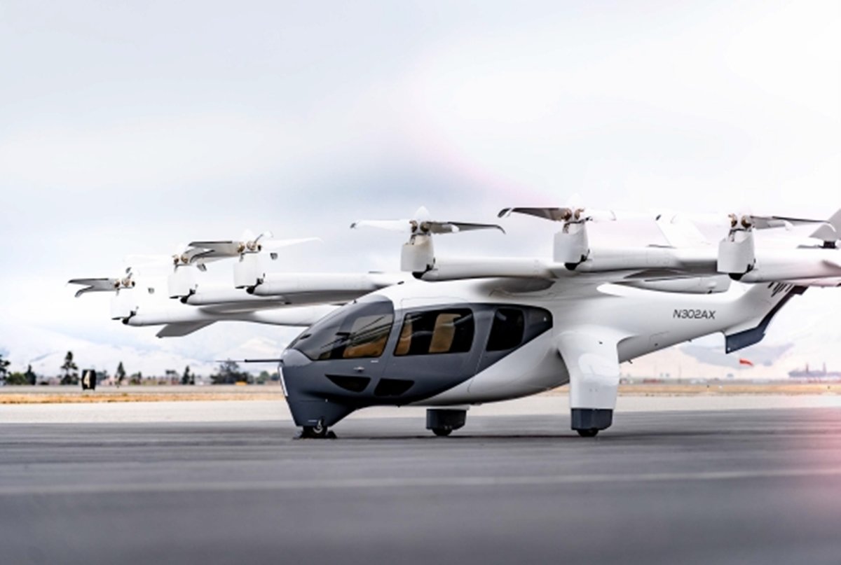 定員5人の「空飛ぶクルマ」を大阪・関西万博に展示、2026年に実証運航