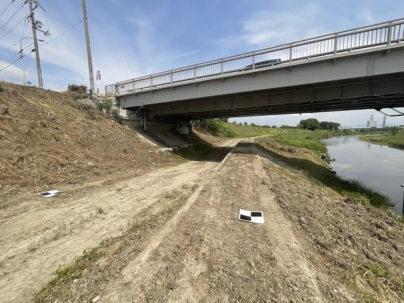 �h���[���ƁuPIX4Dcatch�v�Ńf�W�^���c�C���������s��������ɉ˂��鋴��