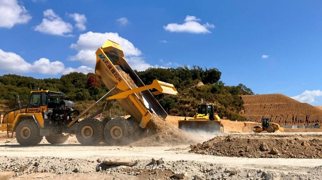 新名神高速工事に鹿島の自動化施工システム「A4CSEL」を初適用 盛土