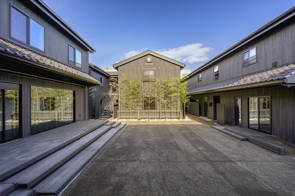 �I�[�v���X�y�[�X�̍L��