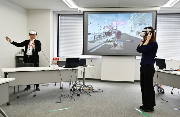 RICOH Virtual Workplace�̃f��