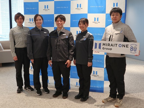 �i������j�ʔN�V���c�A���ău���]���A�ʔN�u���]���A�|���V���c�A�󒲕��B�X���b�N�X�͒ʔN�^�C�v�Ɛ��ă^�C�v��2��