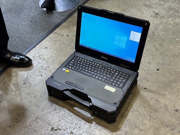 �f�X�N�g�b�v�@�Ɠ����̍�Ɗ����������錘�S�m�[�gPC�uX600 PRO�v