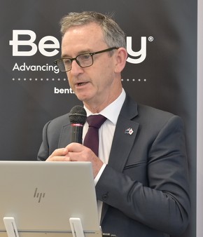 �V�[�N�G���g CEO �i�ō��o�c�ӔC�ҁj �O���n���E�O�����g��