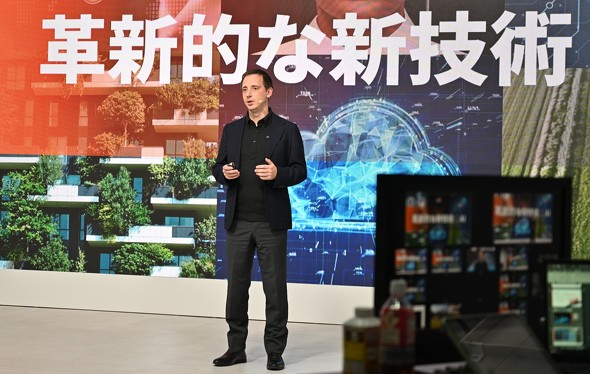 �uGraphisoft IGNITE Japan 2025�v�̎��^���ōu������O���t�B�\�t�g�W���p�� ��\������В� �g�����E�y�[�e����