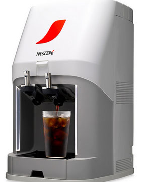 世界初「アイスコーヒーサーバー」を開発、ネスレ日本 - ITmedia 