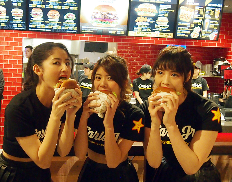 高級バーガー「カールスジュニア」が1号店に秋葉原を選んだわけ：3月4