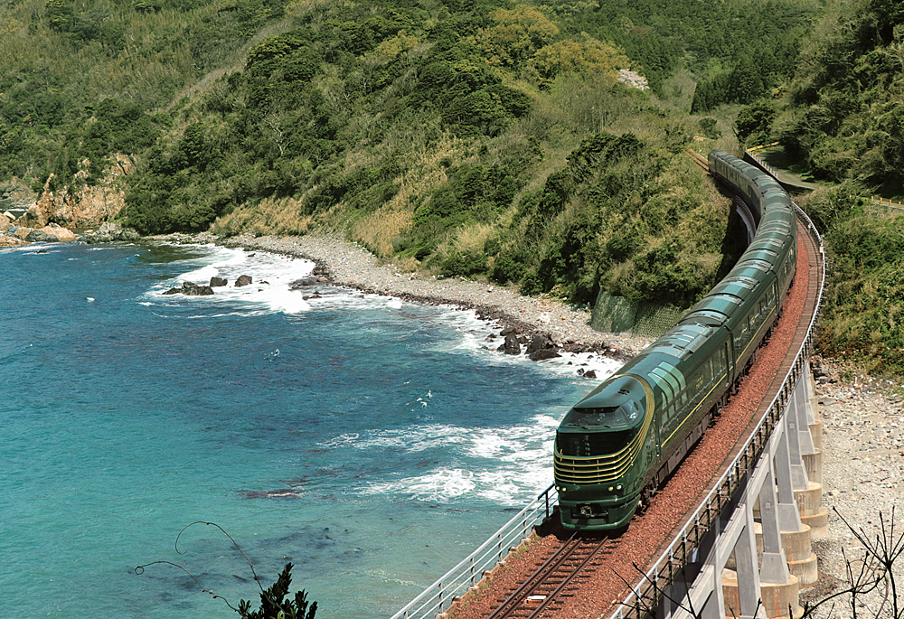 瑞風 四季島 のポジションは 旅づくりのプロが観光列車を分類 杉山淳一の 週刊鉄道経済 1 4 ページ Itmedia ビジネスオンライン