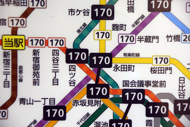 東京メトロの路線図に潜む しま模様 の謎 あなたの知らない路線図の世界 1 2 ページ Itmedia ビジネスオンライン