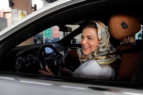サウジアラビアで女性の運転が解禁 抑圧の象徴に風穴 Itmedia ビジネスオンライン