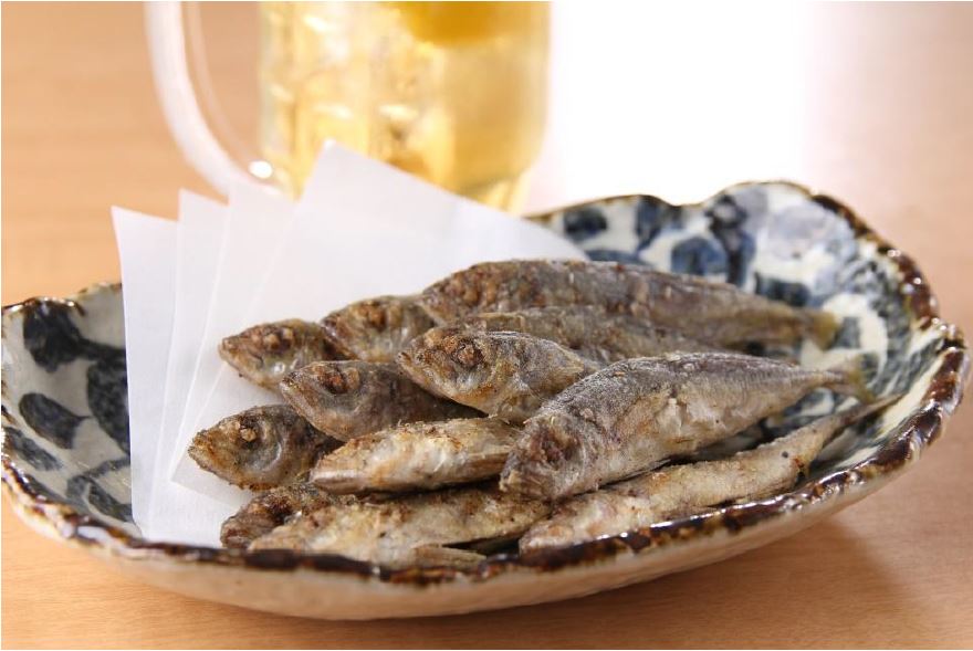 豆アジに申し訳ない 捨てていた魚が海鮮居酒屋の人気メニューに 3週間で500キロが売れた Itmedia ビジネスオンライン