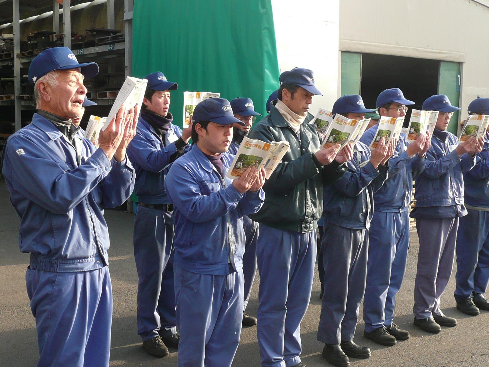 シニアが変えた 奇跡の町工場 加藤製作所の働き方改革 日本一の高齢者雇用企業 3 5 ページ Itmedia ビジネスオンライン