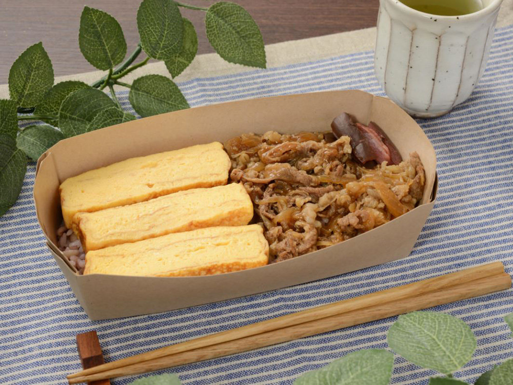 紙製容器を使った弁当が登場 特殊な材質で商品化へ ナチュラルローソン プラ削減を狙う Itmedia ビジネスオンライン