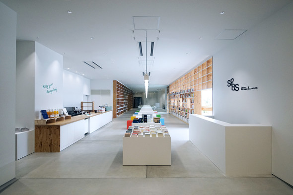 ららぽーと豊洲3に書店 カフェ ワーキングスペース一体型のブックラウンジがオープン 渋谷の名物本屋 Spbs Itmedia ビジネスオンライン