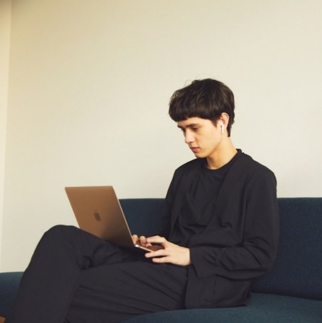 スーツセレクト Tシャツなどをセットにした リラックスできるスーツ 発売 4点で1万5000円 Itmedia ビジネスオンライン スーツセレクト Tシャツなどをセットにした リラックスできるスーツ 発売 4点で1万5000円 Itmedia ビジネスオンライン