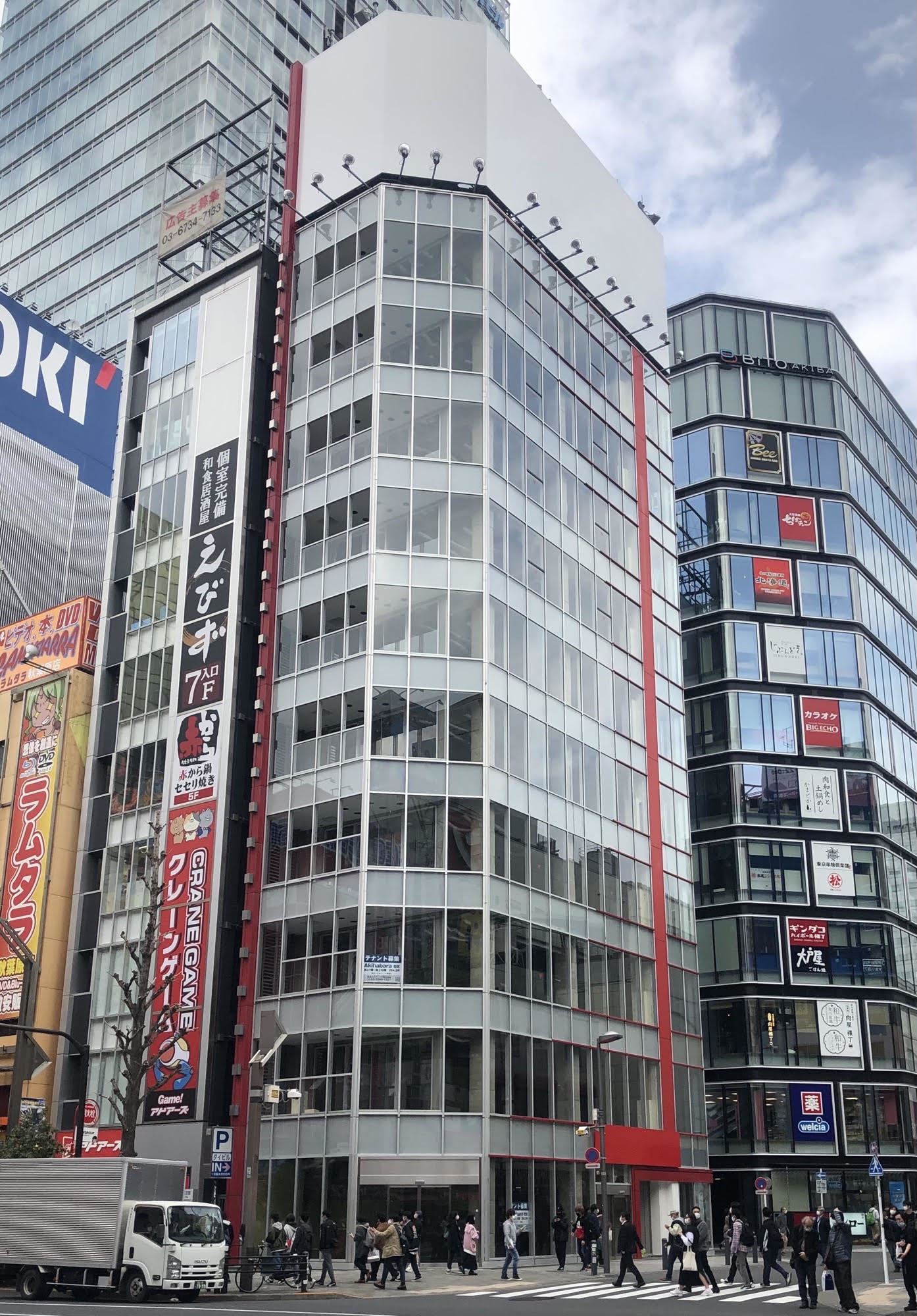 超一等地の商業ビルがガラ空き！　銀座、渋谷、新宿、秋葉原でじわじわ進む経済の“破壊”