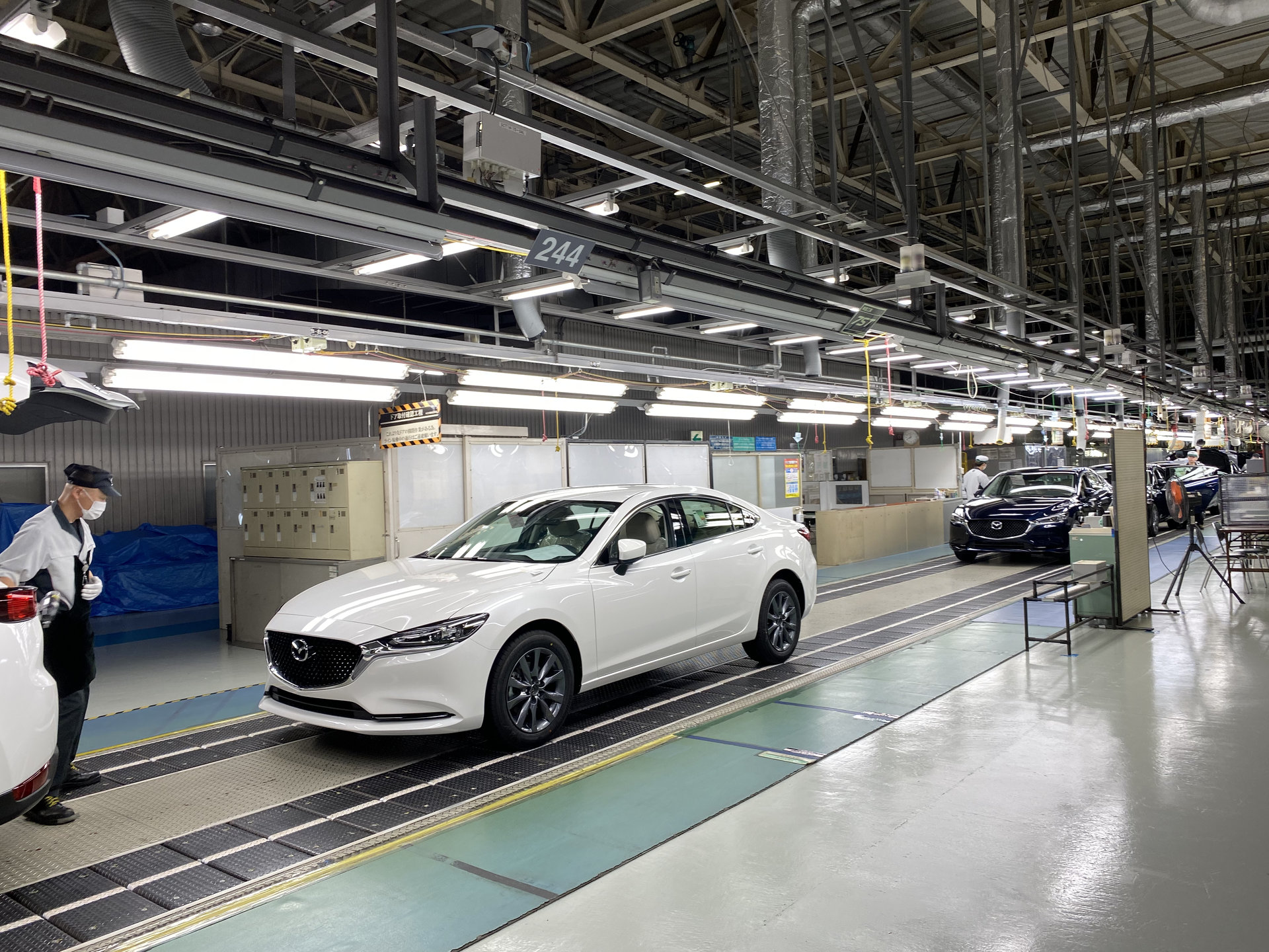 電動化とラージpfを両立する マツダ新工場の 縦スイングと横スイング 池田直渡 週刊モータージャーナル 1 5 ページ Itmedia ビジネスオンライン