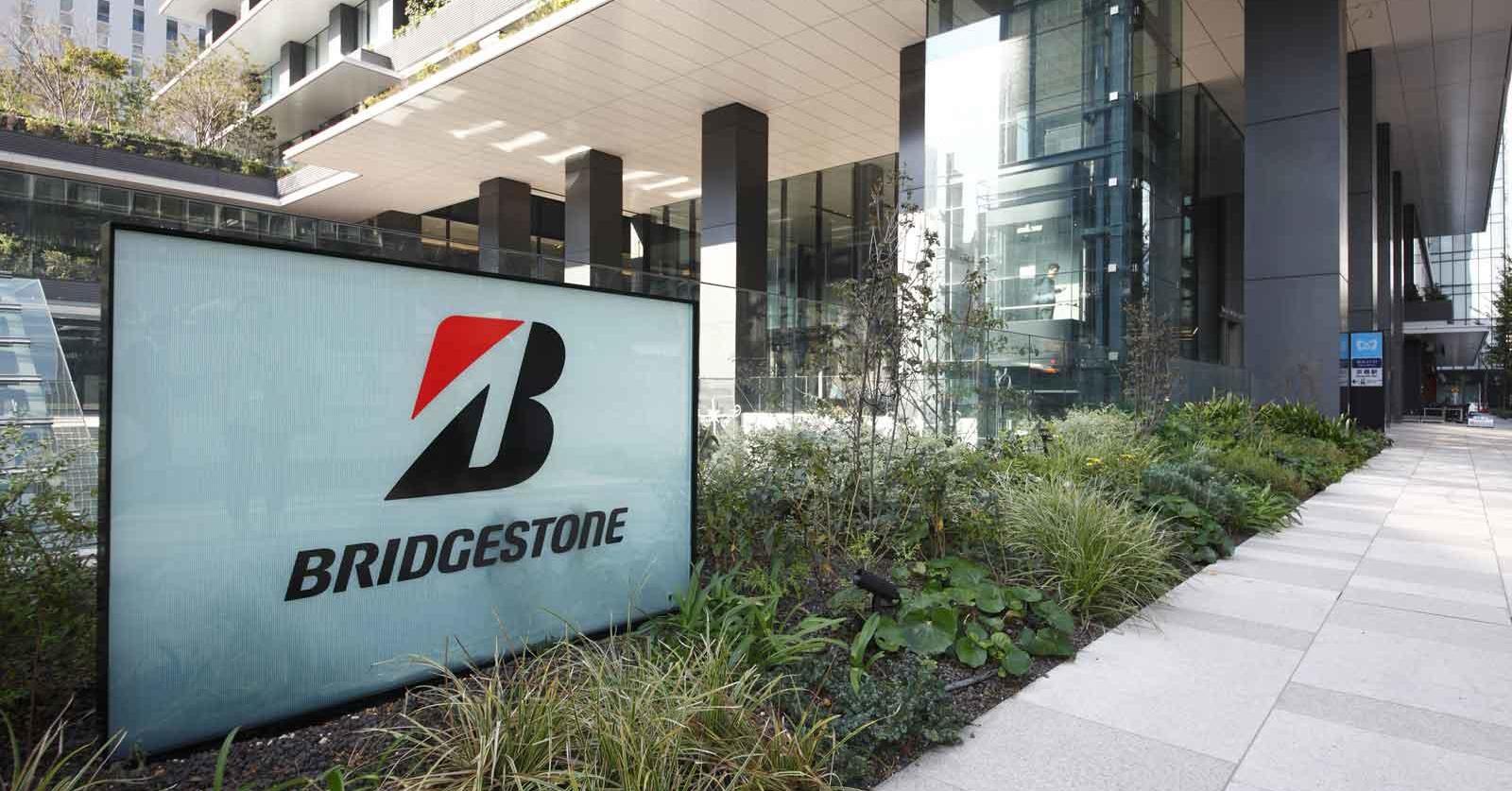 ブリヂストンの市販タイヤ、7～10％値上げへ 2年8カ月ぶり、原材料価格