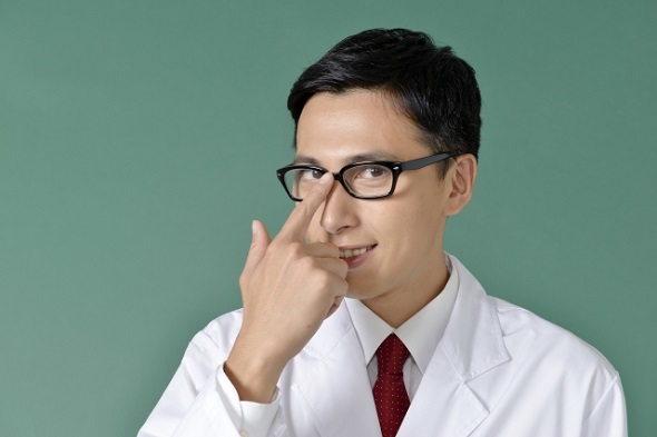 メガネをかけた人のイメージ 3位は「勉強／仕事ができそう」、2位と1位  