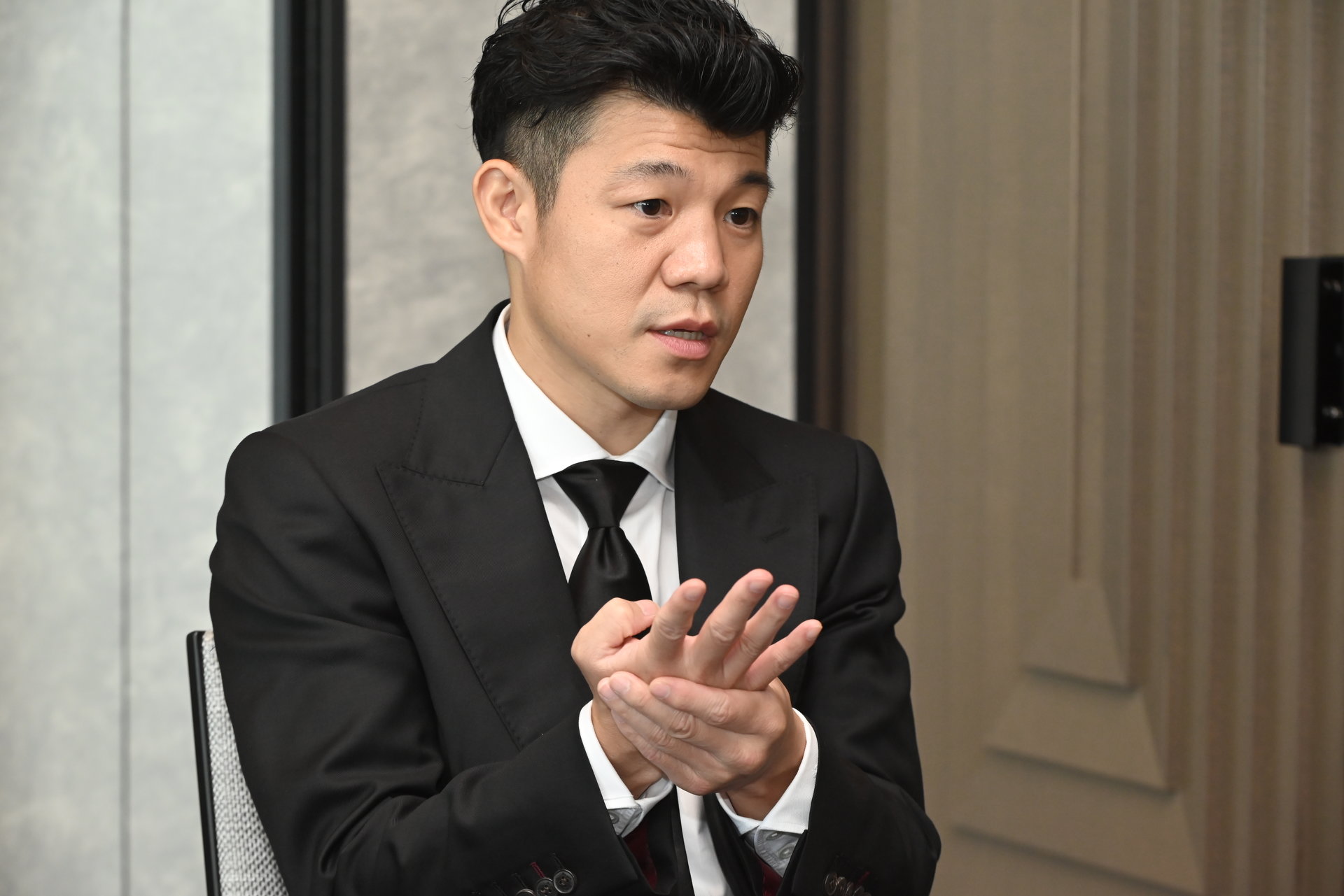 亀田興毅が“再興”するボクシングビジネス 「選手のファイトマネーを倍にする」：“価格破壊”起こす（1/5 ページ） - ITmedia  ビジネスオンライン