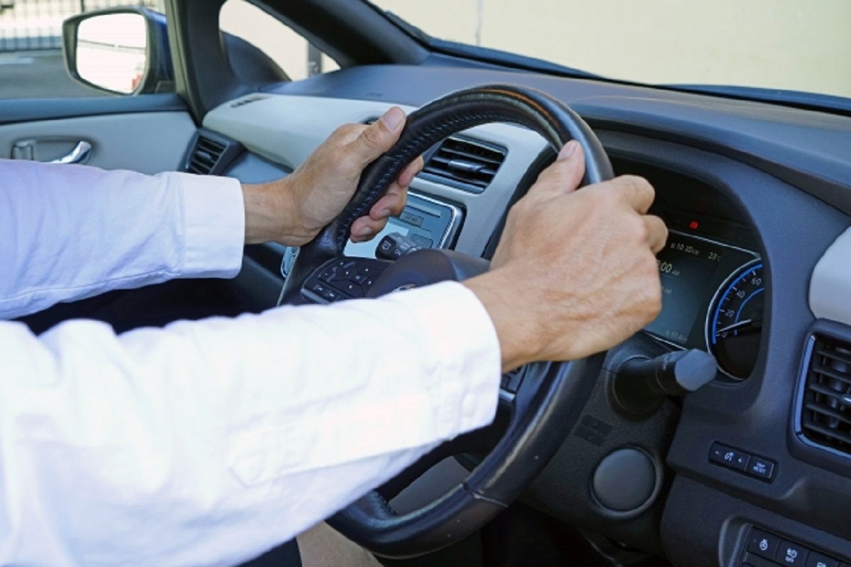 車離れ が深刻化 持たない理由の2位は 購入費が高い 1位は Itmedia ビジネスオンライン