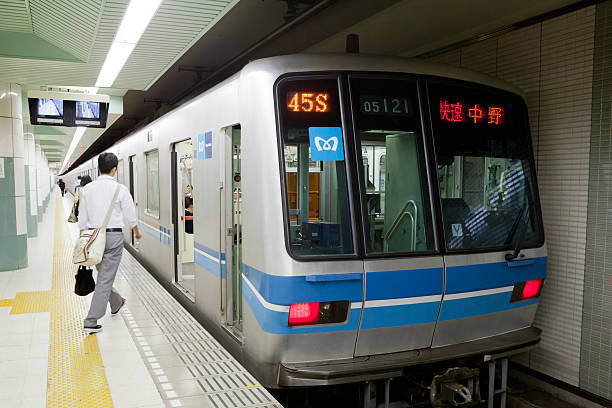 東京メトロ「鉄道部品オークション」を初開催 前面車号板など19点を