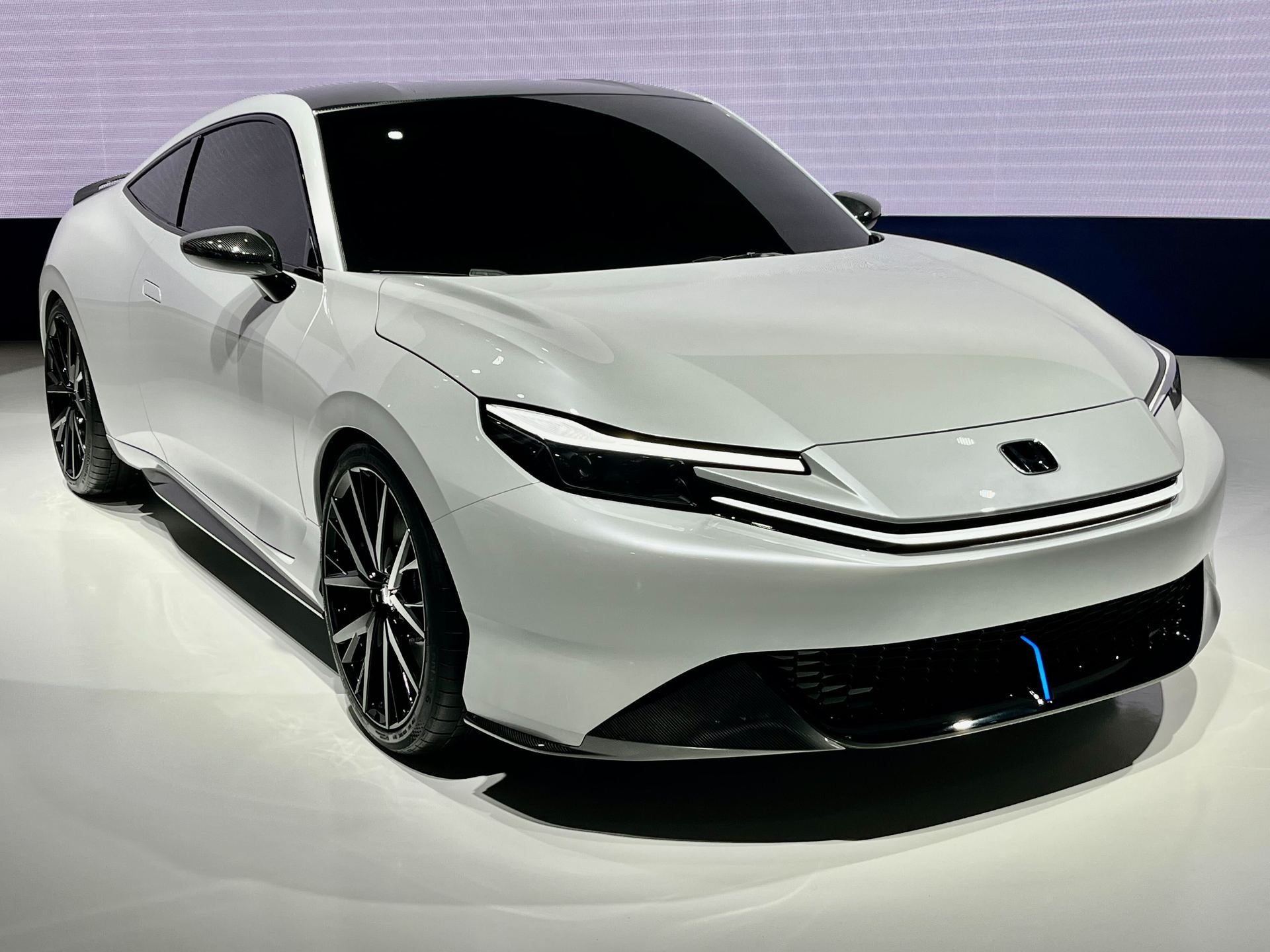 ホンダ「プレリュード」22年ぶりに復活 電動モデルのコンセプトカー