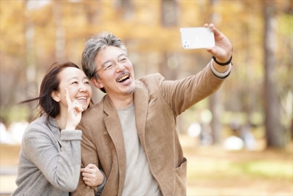 �V�j�A�̐����ӎ�����