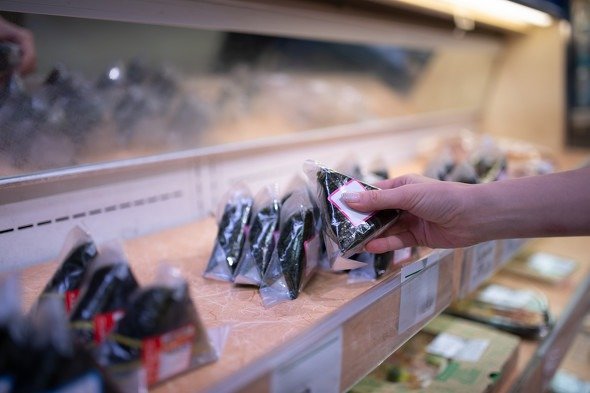 値下げするコンビニ各社、“飽和問題”浮き彫りに…… 打開のカギは