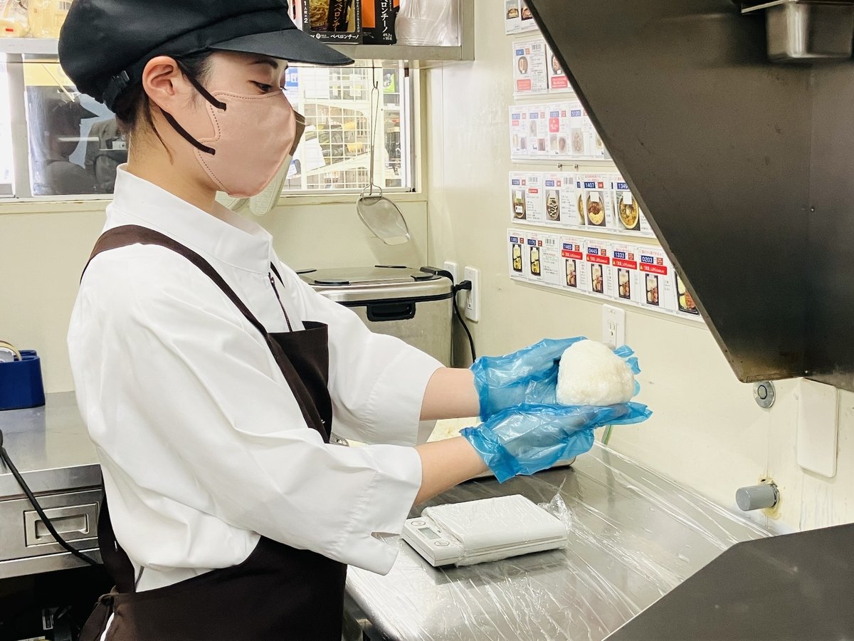 おにぎりさん専用 ローソン、「災害時専用おにぎり」訓練 全国への展開目指す - ITmedia
