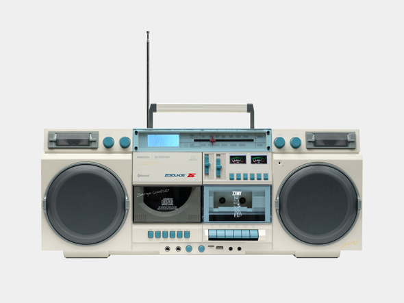 ずとまよ」コラボで蘇る 昭和レトロな多機能CDラジカセが登場