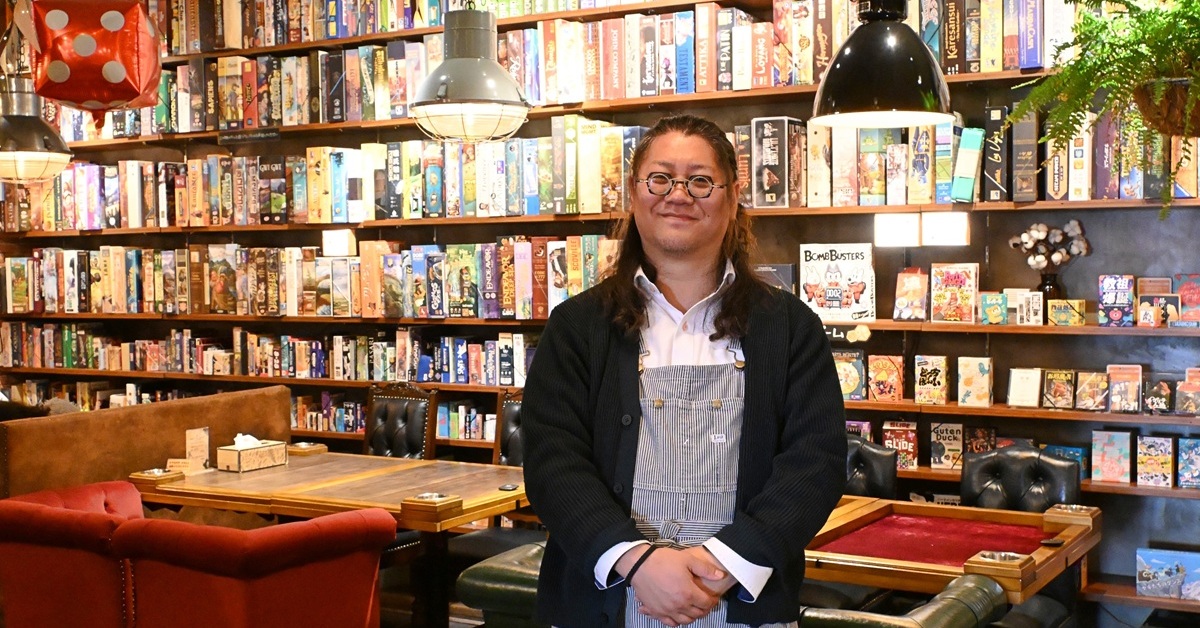 チラッと見て退店」から脱却 月商3倍を生んだ、ボードゲーム店の空間 