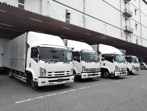 [ITmedia ビジネスオンライン] 「2024年問題」で中小運送会社の4割が収益低下 その理由は？