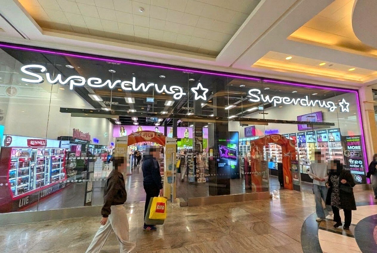 英No.2ドラッグストアSuperdrugが実践するO+O戦略 EC拡大と店舗拡大を両立させる方法とは