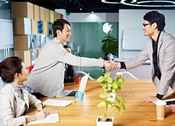 �u����𑝂₷�v�c�Ǝx���V�X�e���̊�b�m���@�N���E�h�Ή��c�[���̓��������b�g�Ƌ@�\�A�����O�́g�Y�ꂪ���h�Ȓ��ӓ_