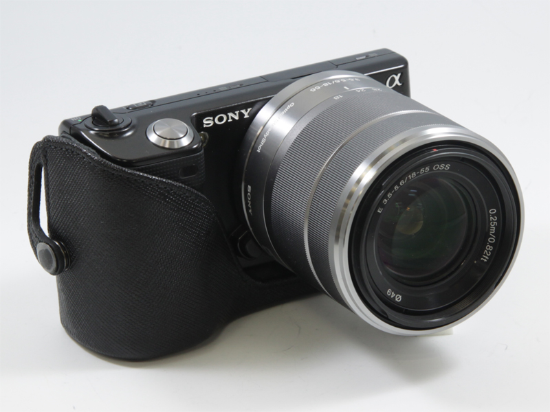 SONY NEX-5R専用のボディケース＆レンズジャケット ホワイト - カメラ
