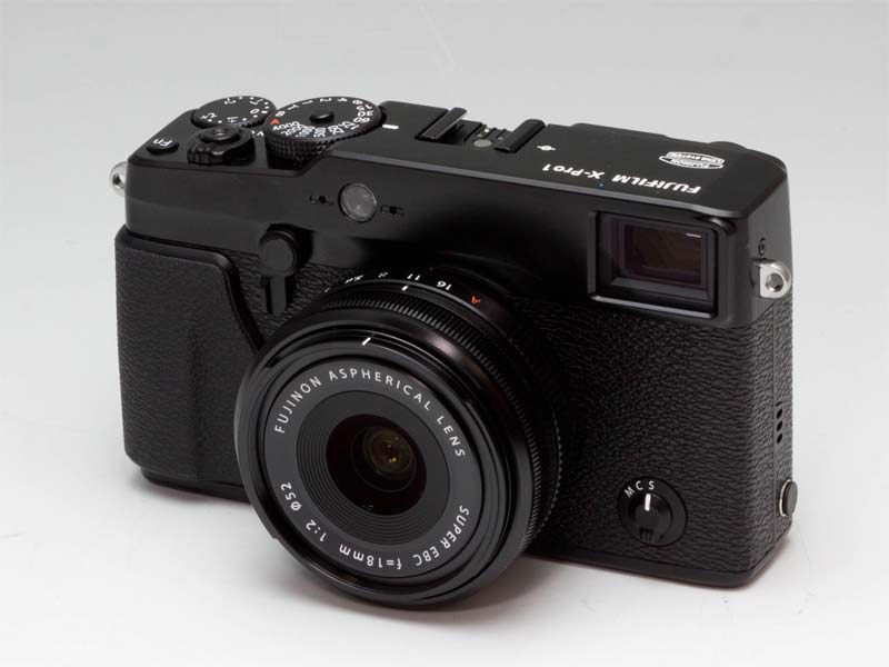 FUJIFILM ミラーレス一眼レフカメラ X-Pro1 ボディ 1630万画素 F FX-X-PRO1 